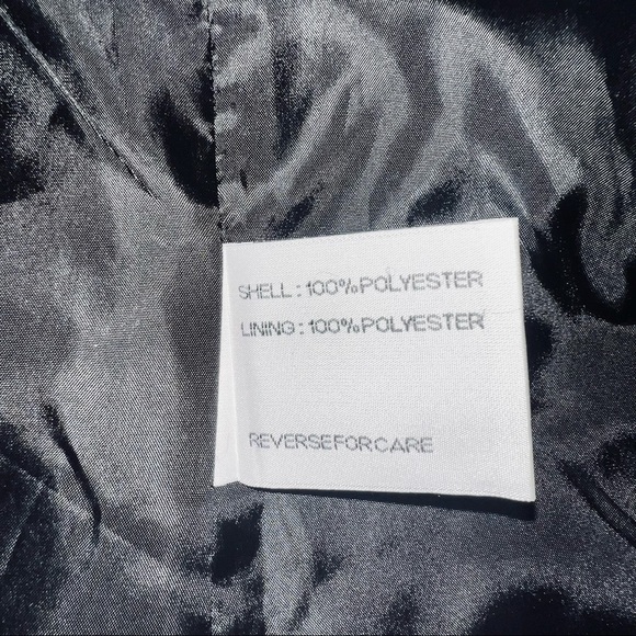 Neyelle Women’s Checkered Jacket - Picture 7 of 7